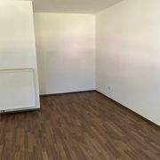 Leeres Zimmer mit Parkett