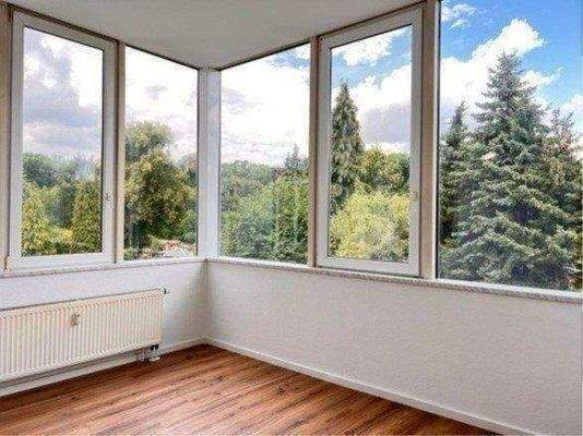 Wintergarten mit Blick ins Grüne