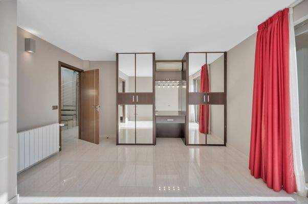 2nd Master bedroom in villa in Costa d'en Blanes 1