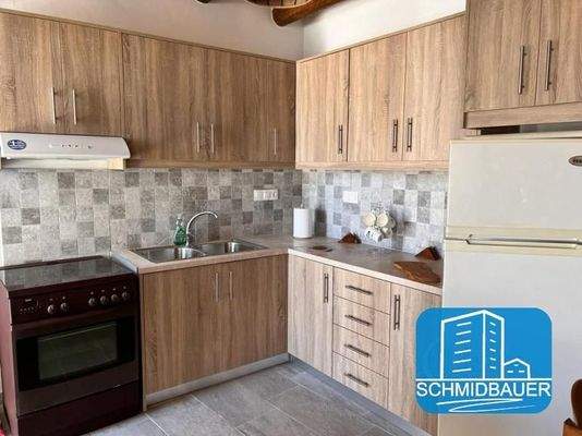 Kreta, Melambes: Schönes Steinhaus mit Bergblick zu verkaufen