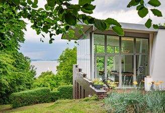 Architektenhaus mit Seeblick