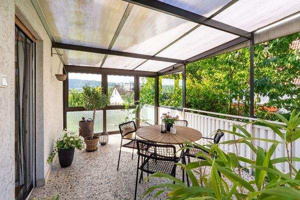 Rechte Haushälfte: Wintergarten