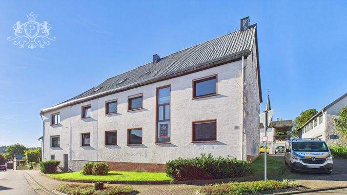 CAM01984G0-PR0423-STILL001