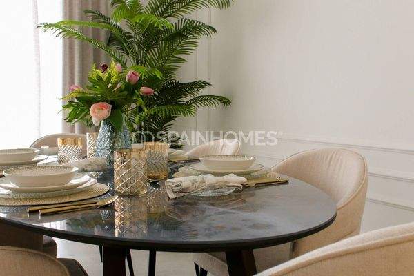 Modern 3-Bedroom Houses with Pool in La Finca Resort Algorfa