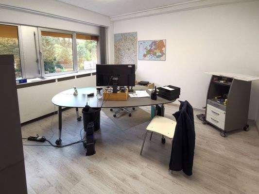 Separates Arbeitszimmer