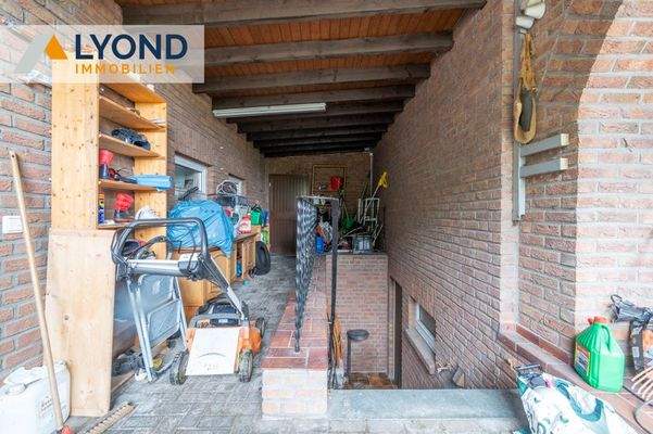 LYD 3641 - 29 Kellertreppe