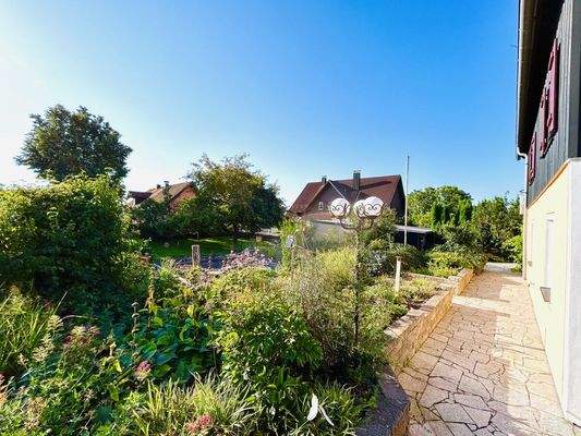 An der Ostseite Ihres Hauses gen Pflanzgarten