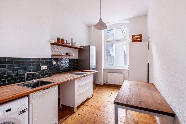 Küche mit Einbauten