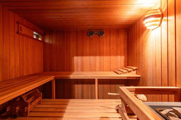 Sauna (UG).jpg