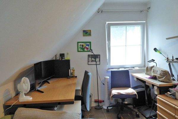 Büro / Gäste- oder Kinderzimmer