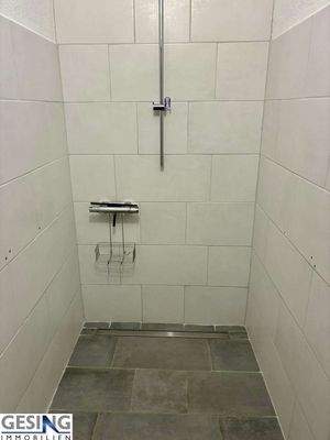 Duschbad im Erdgeschoss