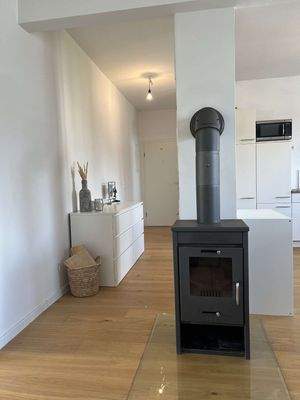 ../../../../Upload/WPOFOMFJOD1