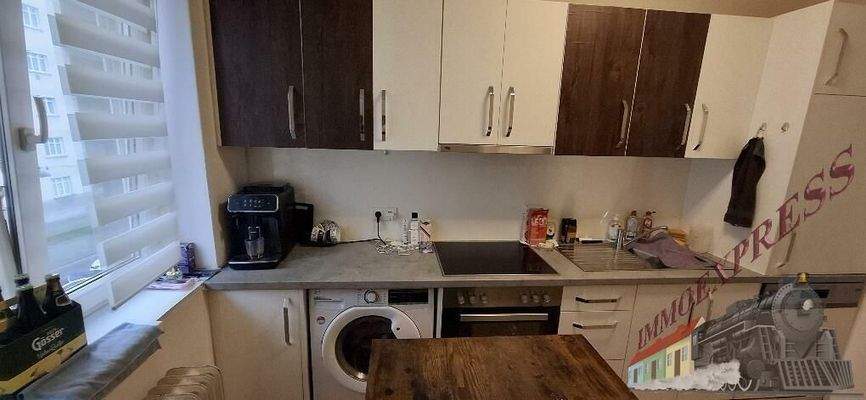 20251205_100322_resized