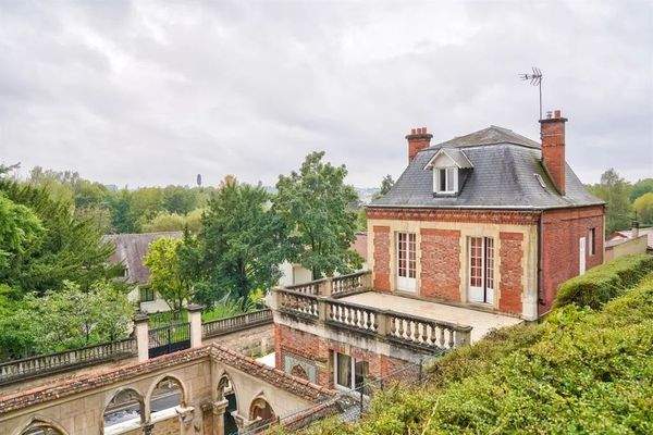 Maison vue du jardin du haut.1.jpg