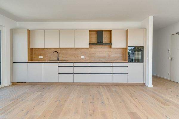 Existente Küchen in den drei 100 ㎡ Wohnungen