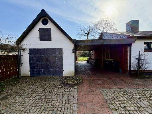 Garage und Carport