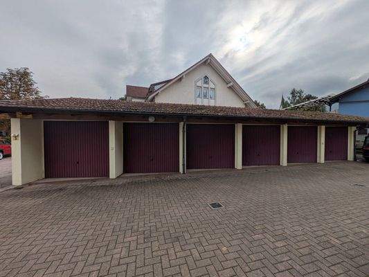 Garagen