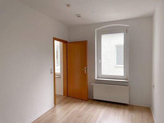 Schlafzimmer, Fenster.JPG