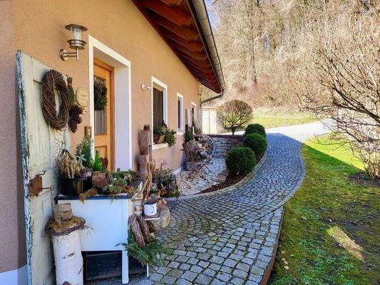 05. Eingangsbereich .jpg