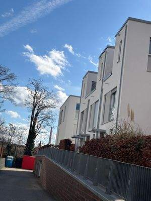 so nah die Fleher Brücke+der Rhein.jpg