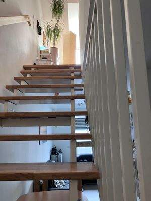 Treppe ins 2. OG/DG