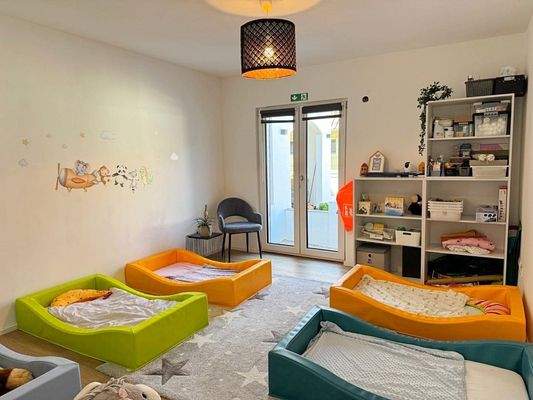 Vorderhaus Schlafzimmer