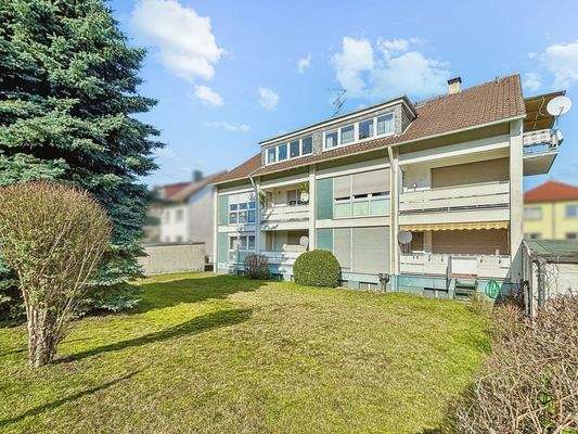 Rückseite mit Sonnengrundstück