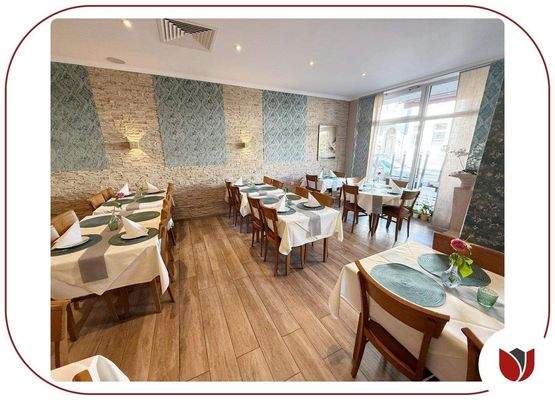 Modern saniert mit großer Fensterfläche