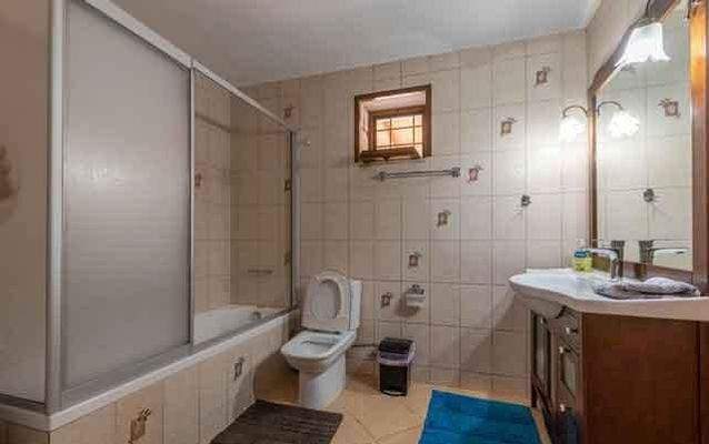 Kreta, Sisi: Einzigartiges Steinhaus mit Swimmingpool zum Verkauf