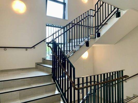 20) Gemeinschaftsflur