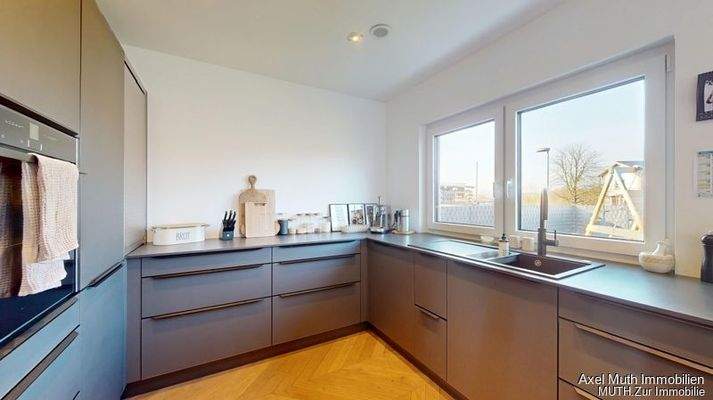 die Küche bietet viel Platz