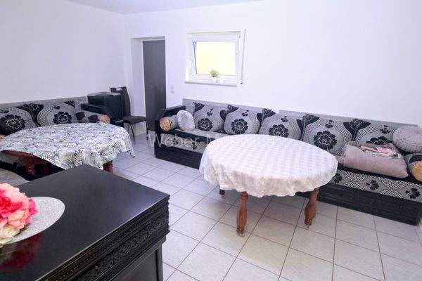 3354 UG Hobbyraum mit FBH + Außentür