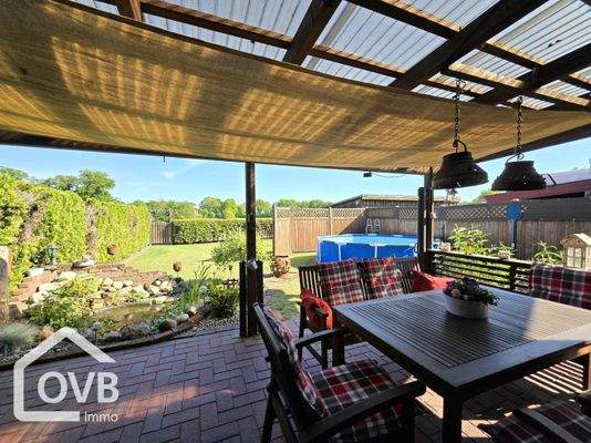 Terrasse/ Garten WHG rechts