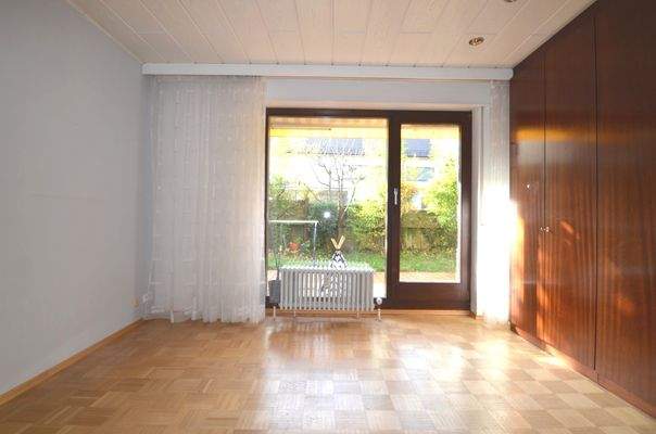 Schlafzimmer EG rechts