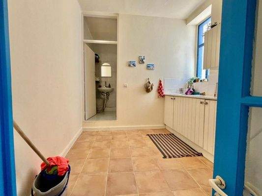 Kreta, Kalo Chorio: 2-Apartment-Anwesen mit geräumiger Dachterrasse zu verkaufen