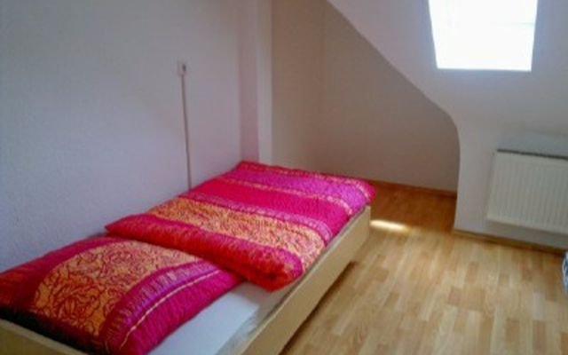 183ez2r_bed_breakfast_stuttgart.jpg