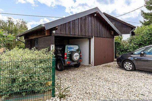 Garage und Carport