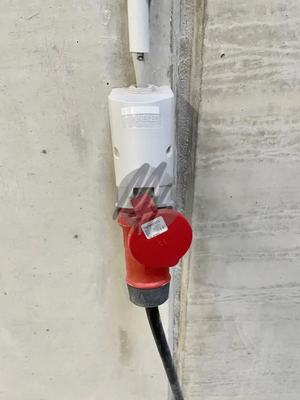 INFOS UNTER: 06171-586000