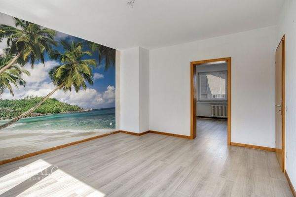 2 OG. links, Schlafzimmer