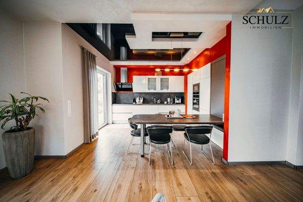 Küche und Essbereich 