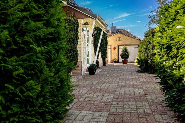 Seitenansicht rechts 02