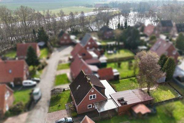 Wasser im Hintergrund