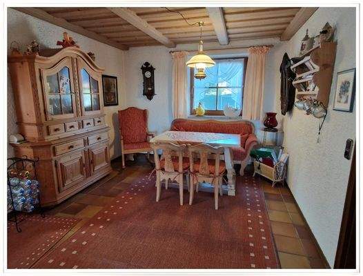 Esszimmer neben Küche