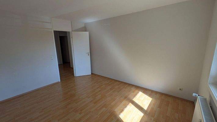 Kinderzimmer / Büro ...