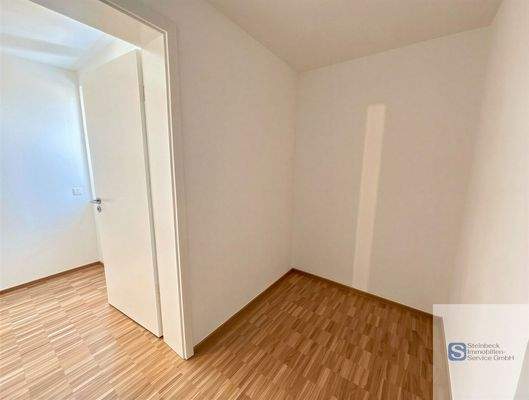 Abstellraum - (KI bearbeitet)