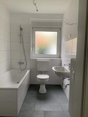 Neues Bad mit Tageslicht