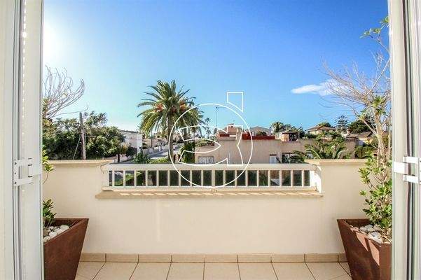 Moderne Doppelhaushälfte