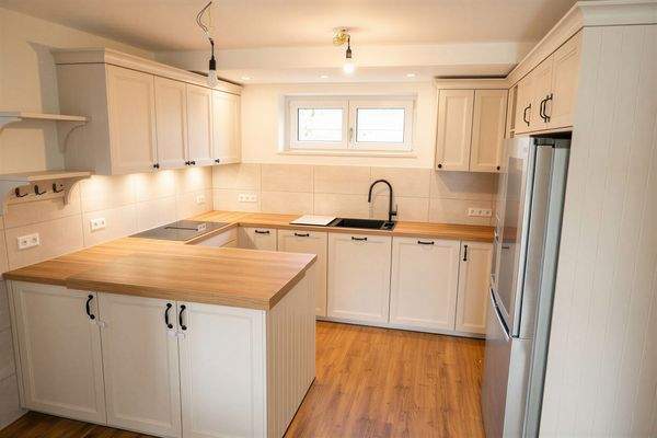 Moderne offene Küche