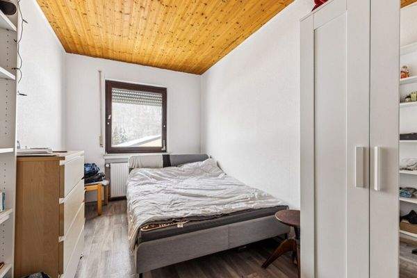 Schlafzimmer 2 (Whg. Obergeschoss)