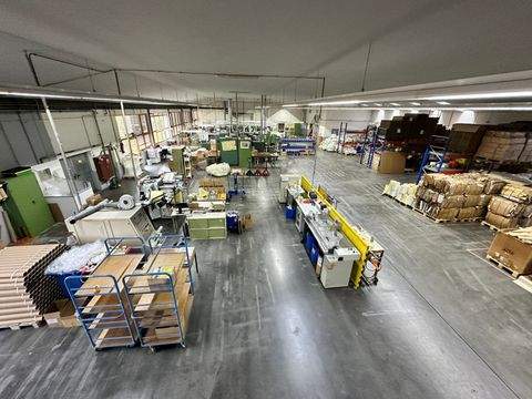 Niederfüllbach Halle, Niederfüllbach Hallenfläche